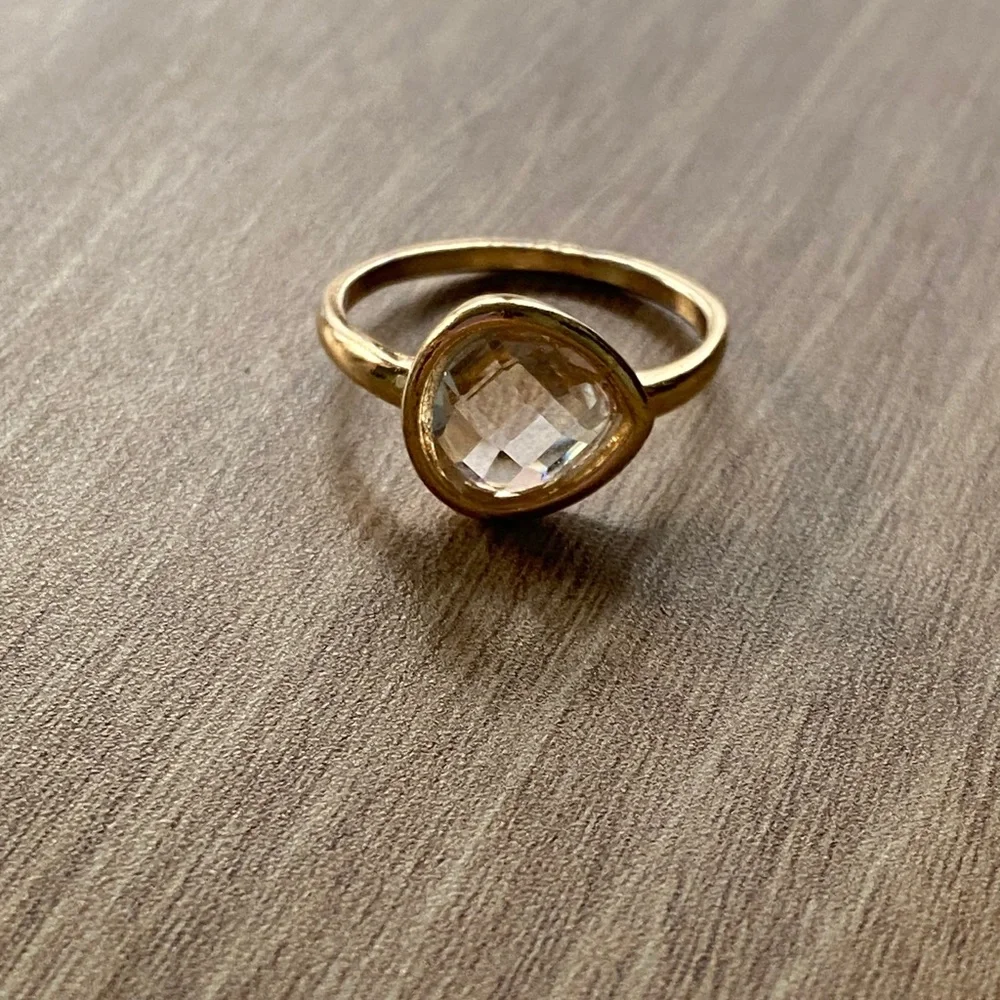 Elegant Gold Toned Ring with Clear Stone accent - Picture 6 of 6